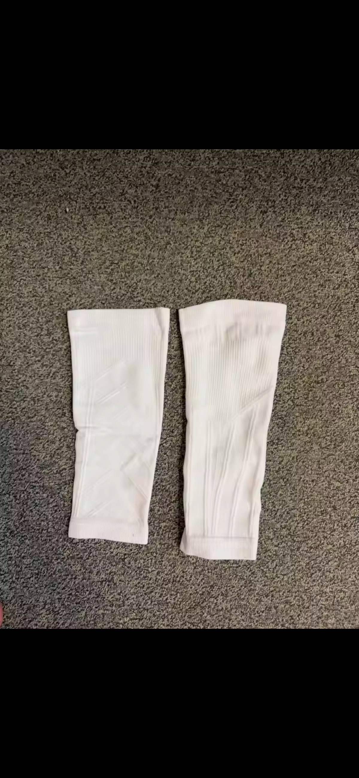 1Pcs Sports Calf Guard Non-Slip Wicking Moisture Sweat Breathable Pressure Socks Football Basketball Leg Support Sleeve